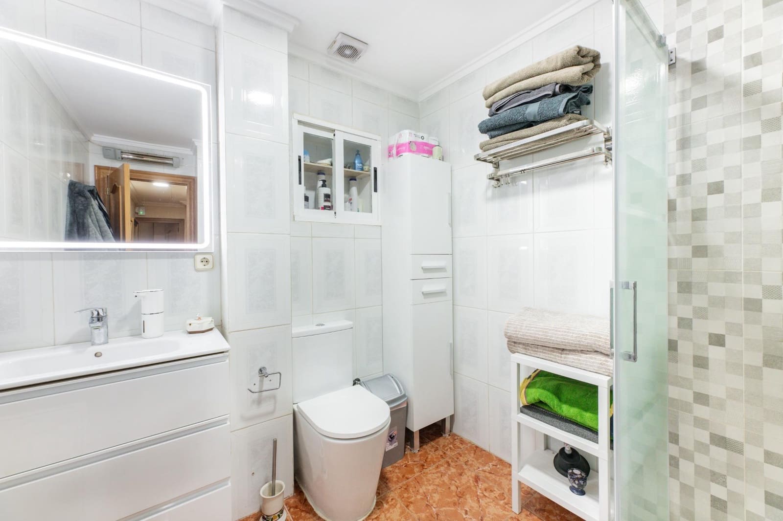 7 bedroom Villa for sale in Turis with pool - € 425,000 (Ref: 9715151)