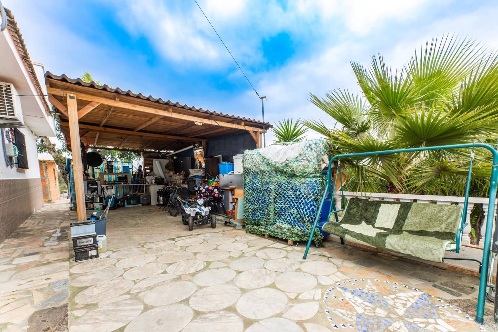 7 bedroom Villa for sale in Turis with pool - € 425,000 (Ref: 9715151)