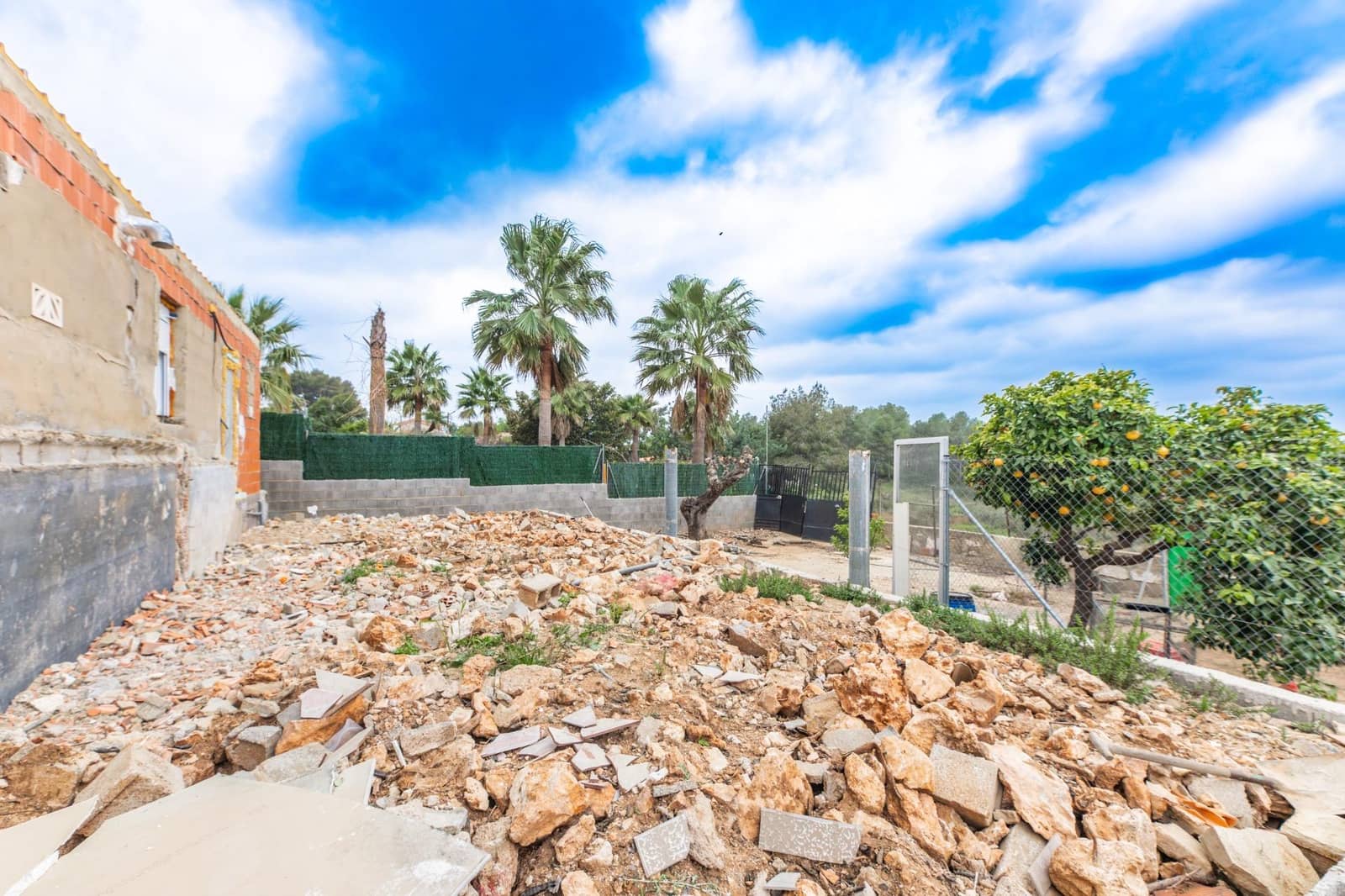 7 bedroom Villa for sale in Turis with pool - € 425,000 (Ref: 9715151)