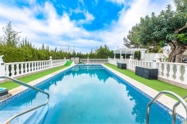 7 soverom Villa til salgs i Turís med svømmebasseng - € 399 000 (Ref: 9715151)