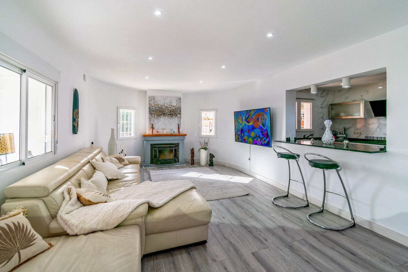 4 bedroom Villa for sale in Calpe / Calp with pool garage - € 535,000 (Ref: 9715159)