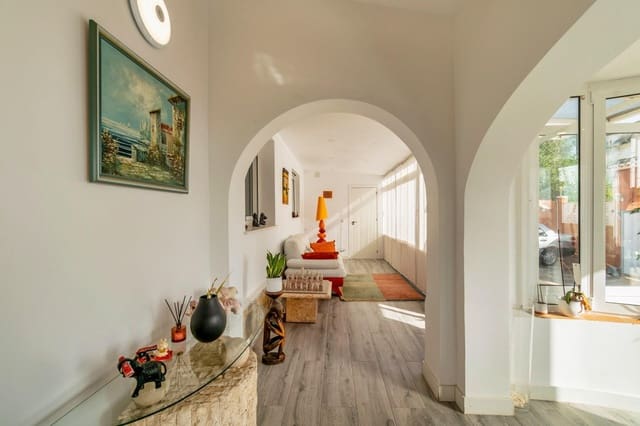 4 soverom Villa til salgs i Calpe / Calp med svømmebasseng garasje - € 535 000 (Ref: 9715159)