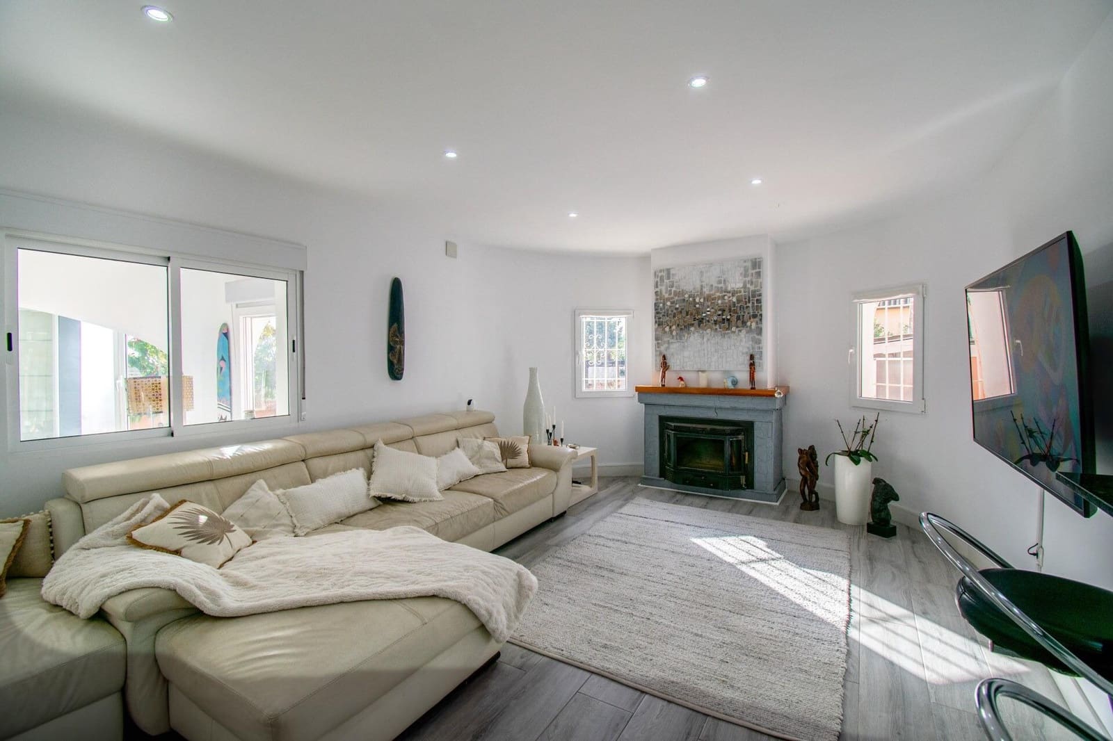 4 bedroom Villa for sale in Calpe / Calp with pool garage - € 535,000 (Ref: 9715159)