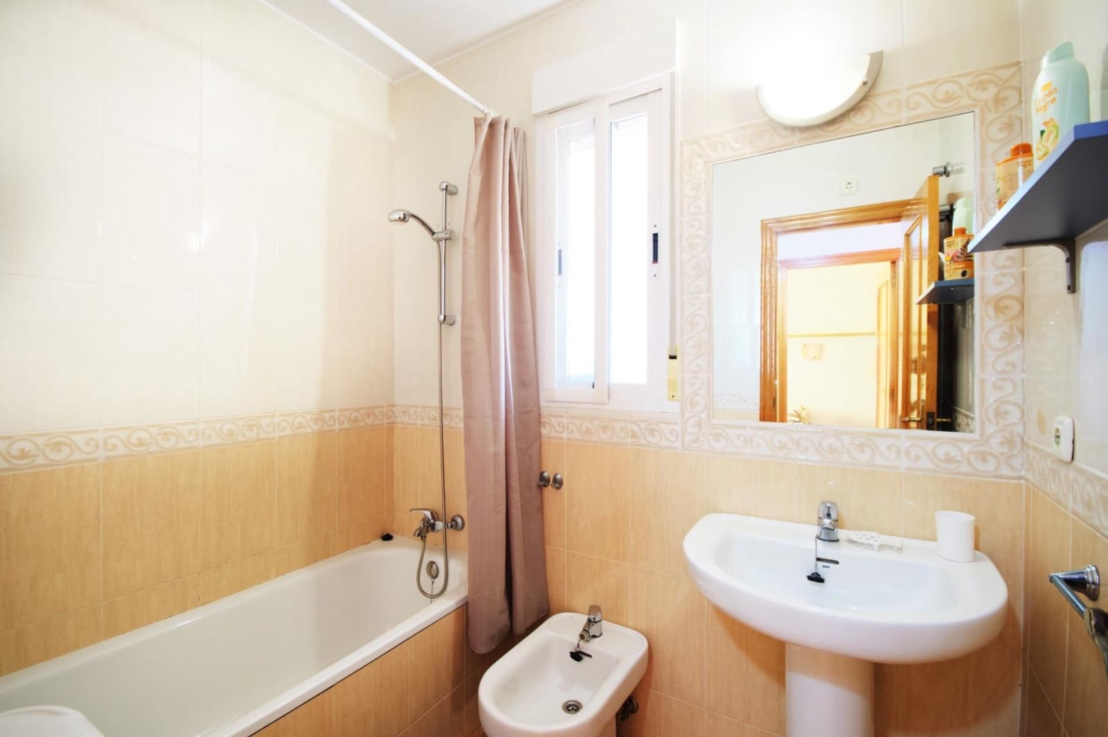 Ático de 2 habitaciones en Pilar de la Horadada en venta - 119.900 € (Ref: 9739076)