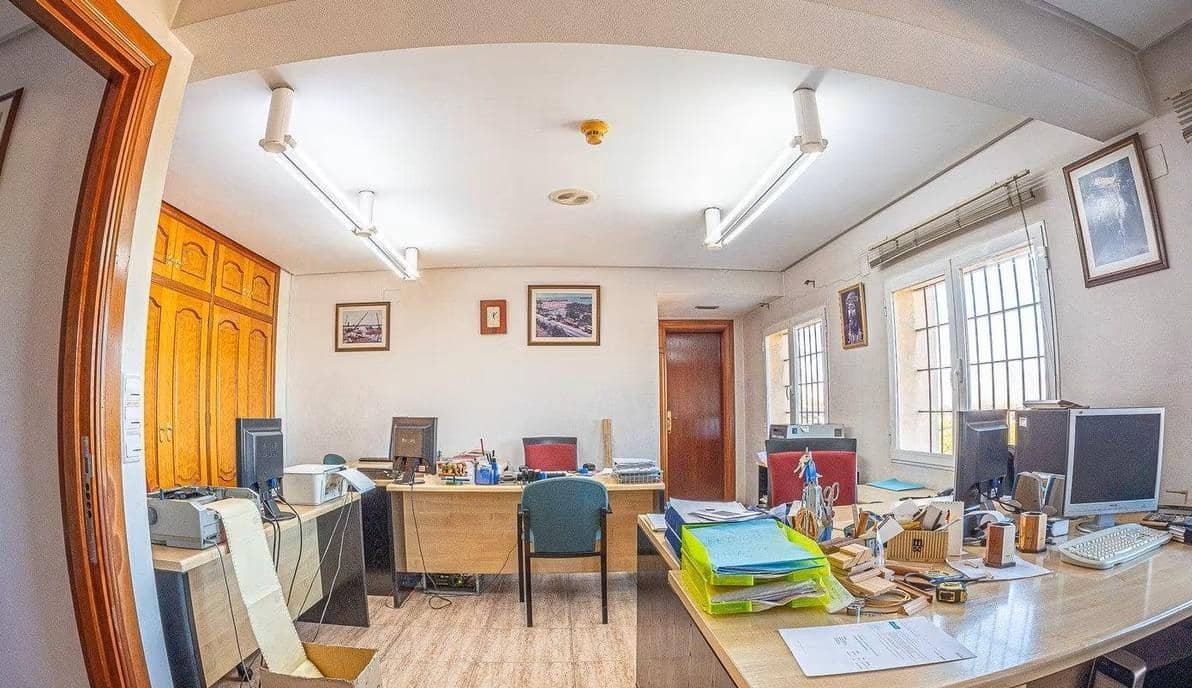 Negocio en Hurchillo en venta - 1.495.000 € (Ref: 9742103)