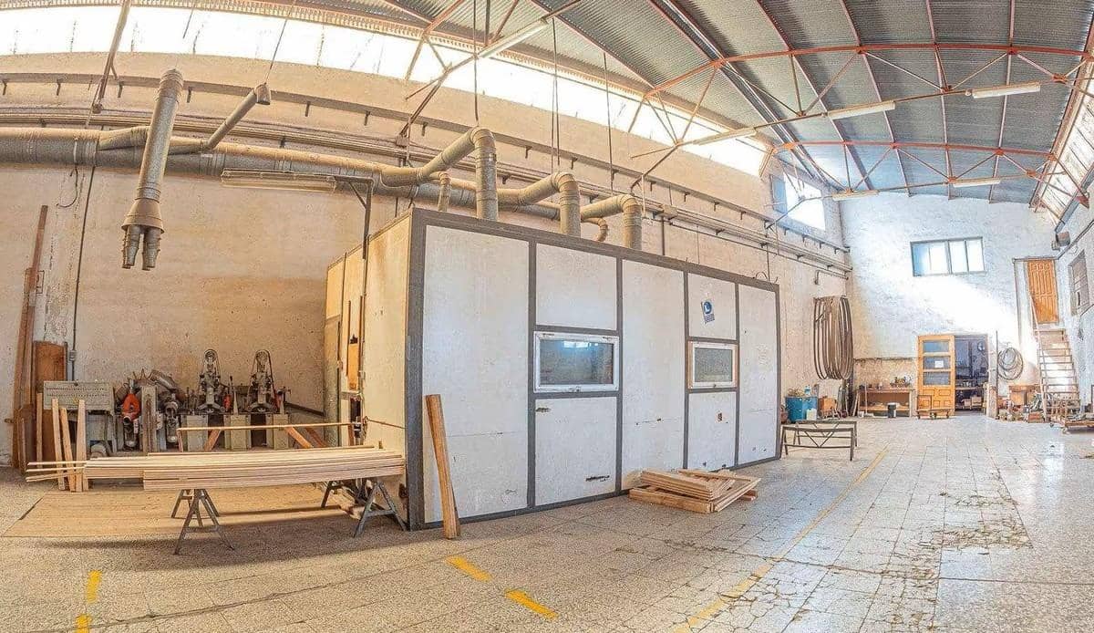 Negocio en Hurchillo en venta - 1.495.000 € (Ref: 9742103)