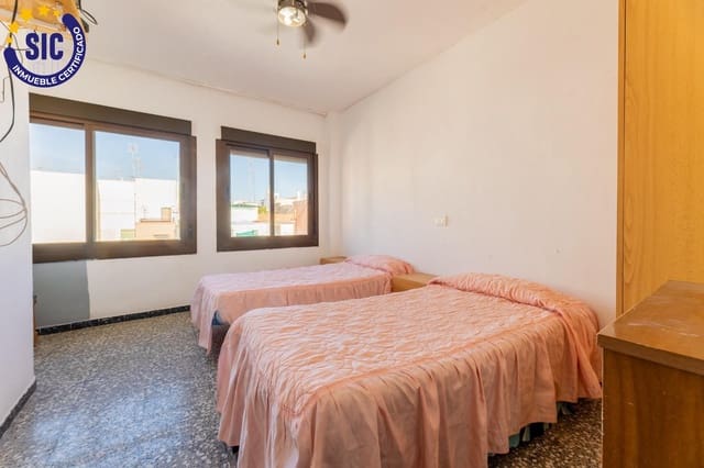 Pensión/Hostal de 17 habitaciones en Vinaròs en venta - 500.000 € (Ref: 9773351)