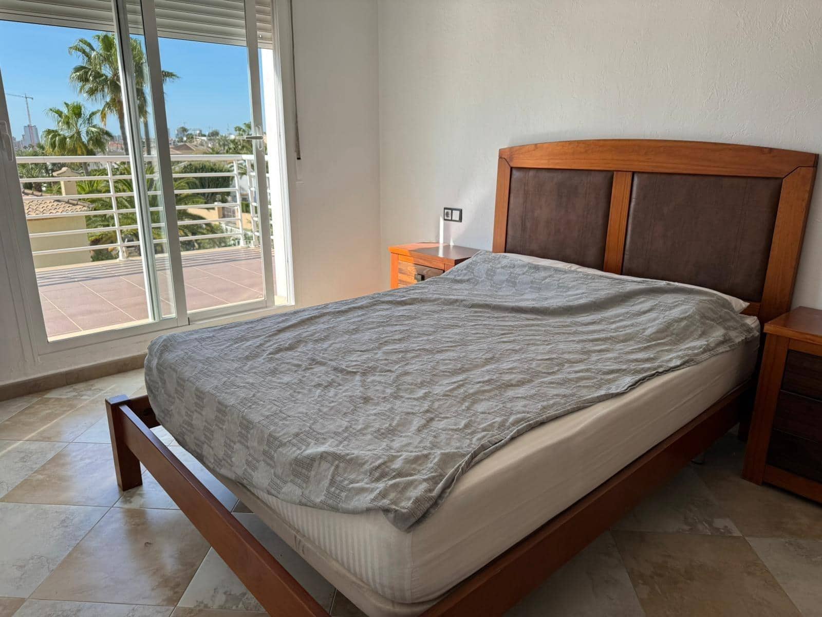 4 soveværelse Villa til salg i Calpe / Calp med swimmingpool garage - € 750.000 (Ref: 9788577)