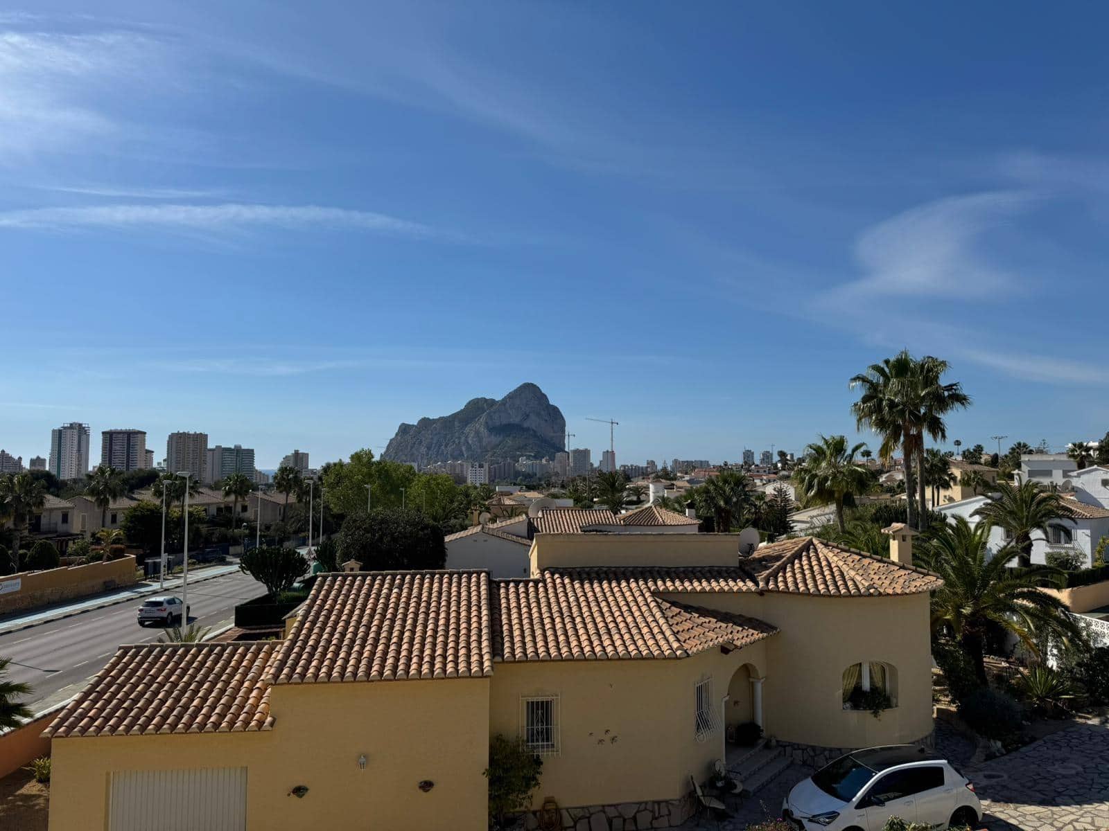 4 bedroom Villa for sale in Calpe / Calp with pool garage - € 750,000 (Ref: 9788577)