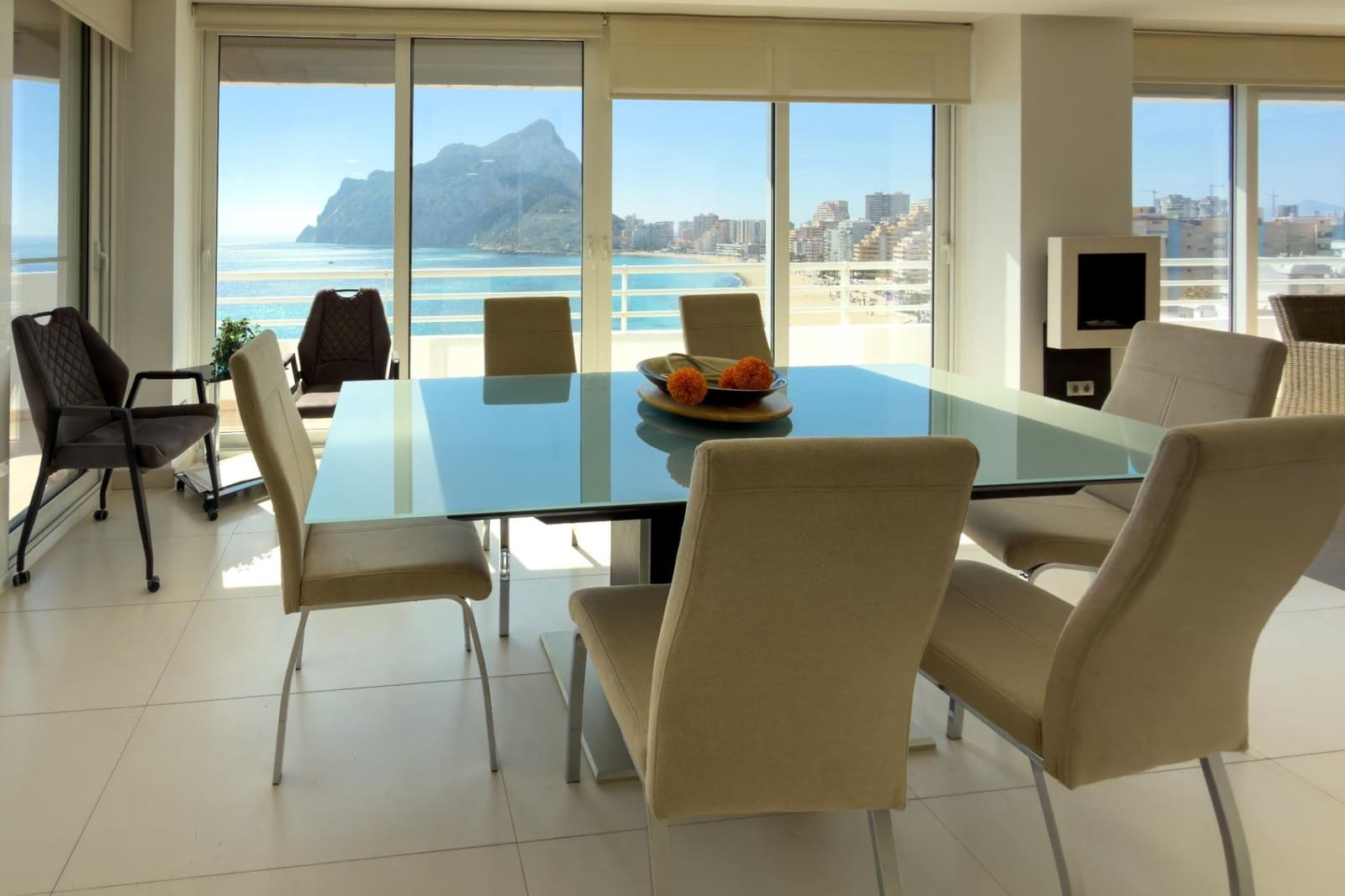 3 bedroom Flat for sale in Calpe / Calp with pool garage - € 1,580,000 (Ref: 9788578)