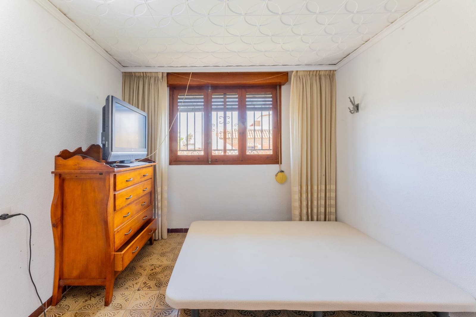 3 sovrum Villa till salu i Castello de la Plana med garage - 160 000 € (Ref: 9791275)