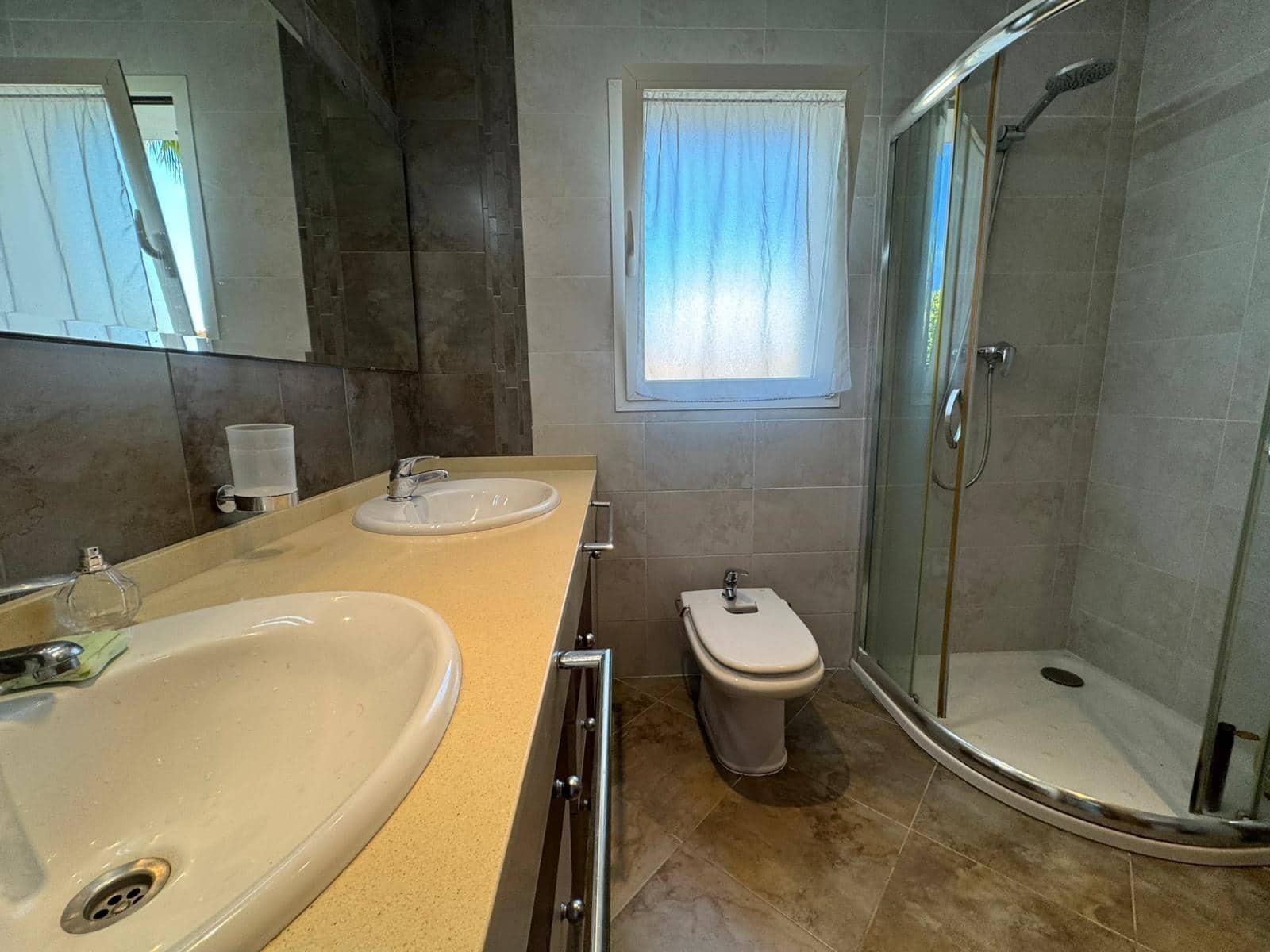 4 bedroom Villa for rent in Calpe / Calp with pool garage - € 3,000 (Ref: 9791276)