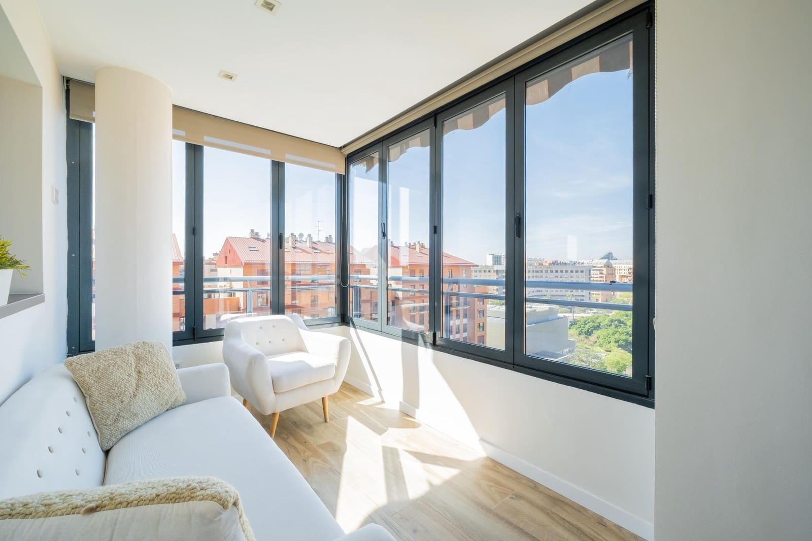 3 soverom Leilighet til salgs i Valencia by med svømmebasseng garasje - € 720 000 (Ref: 9794911)