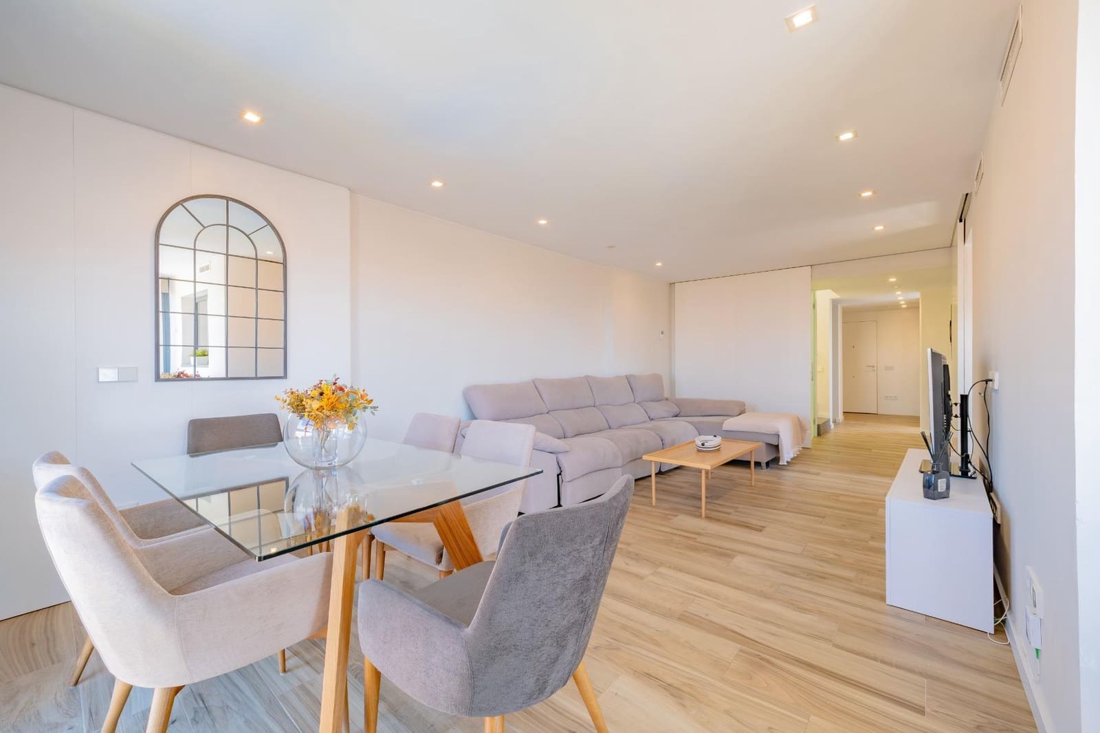 3 soverom Leilighet til salgs i Valencia by med svømmebasseng garasje - € 720 000 (Ref: 9794911)