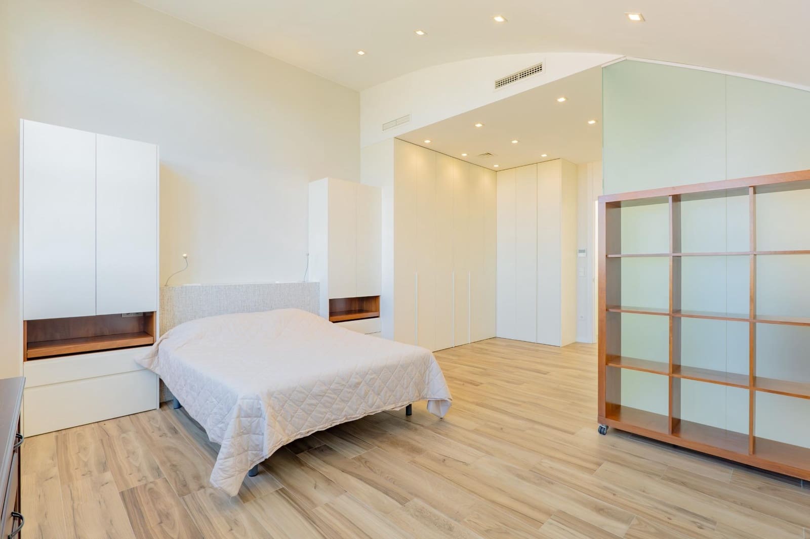 3 soverom Leilighet til salgs i Valencia by med svømmebasseng garasje - € 720 000 (Ref: 9794911)