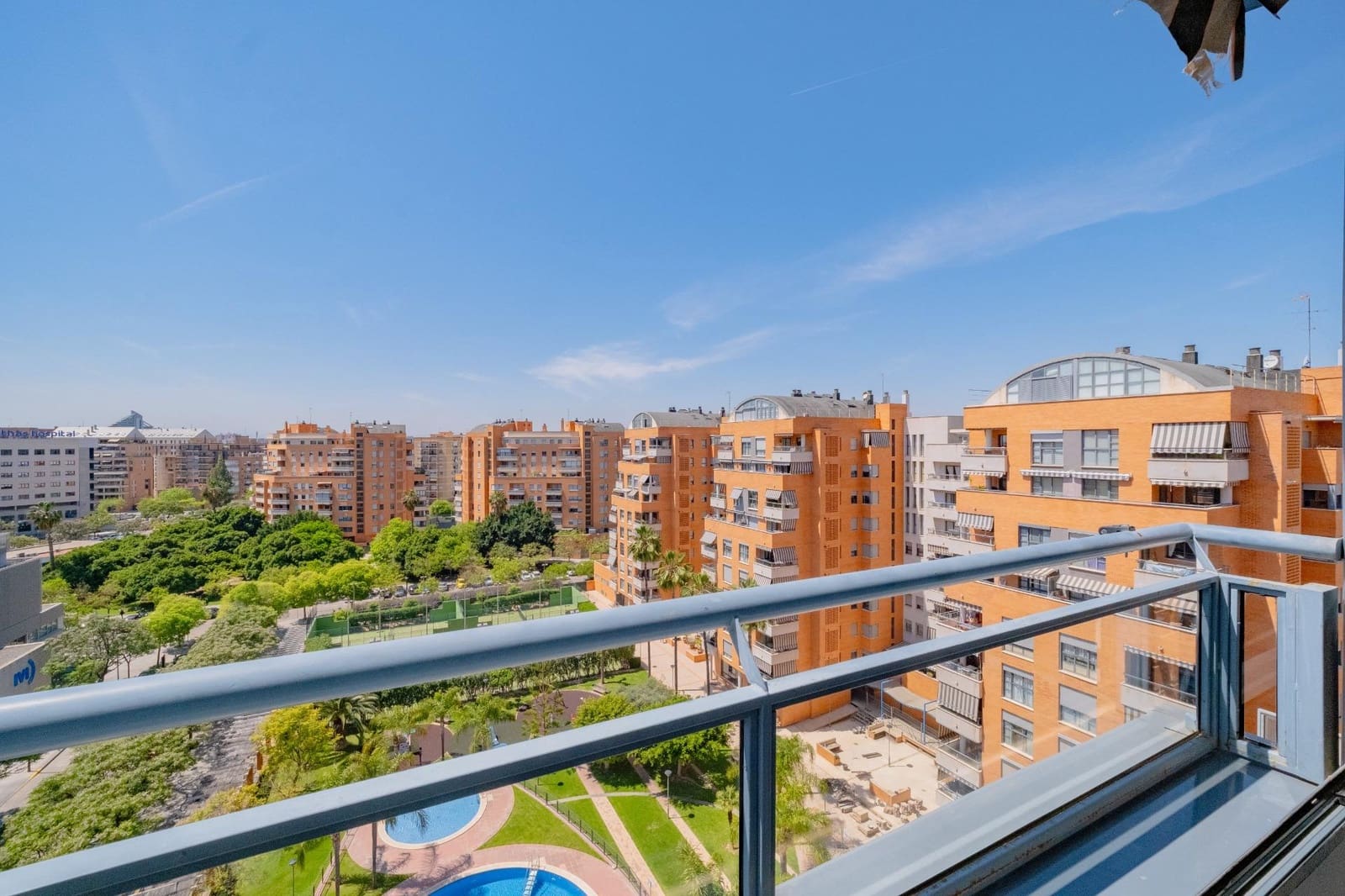 3 sovrum Lägenhet till salu i Valencia stad med pool garage - 699 000 € (Ref: 9794911)