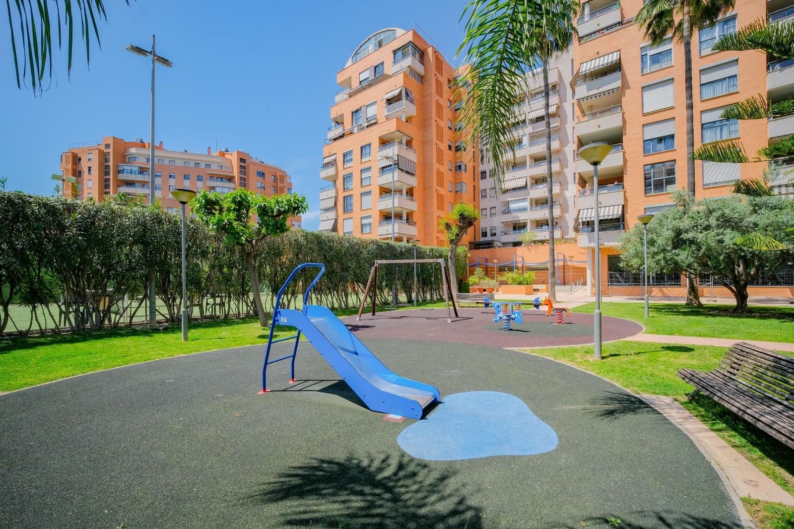 3 sovrum Lägenhet till salu i Valencia stad med pool garage - 699 000 € (Ref: 9794911)