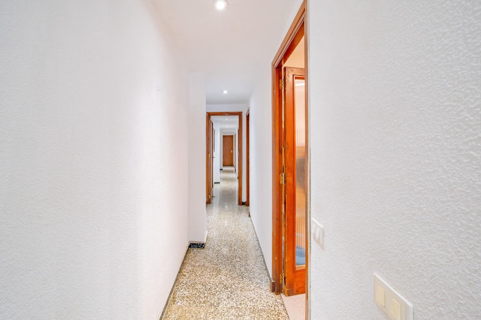 4 sovrum Lägenhet till salu i Castello de la Plana - 149 000 € (Ref: 9804583)