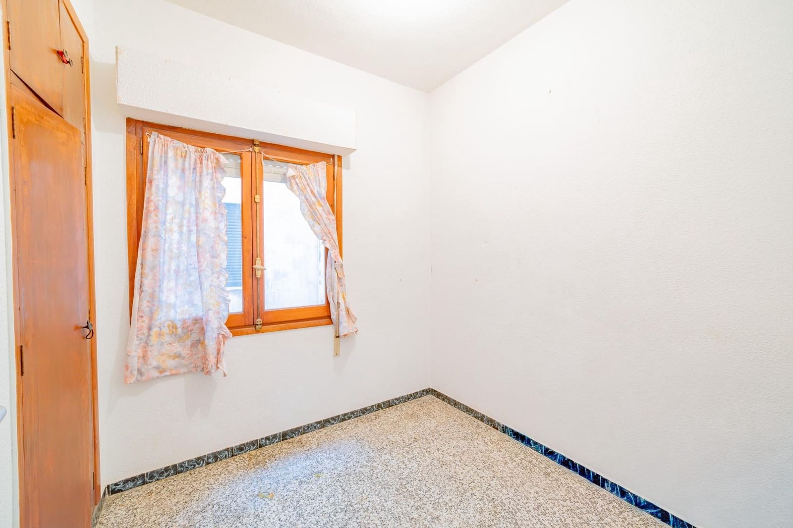 4 sovrum Lägenhet till salu i Castello de la Plana - 149 000 € (Ref: 9804583)