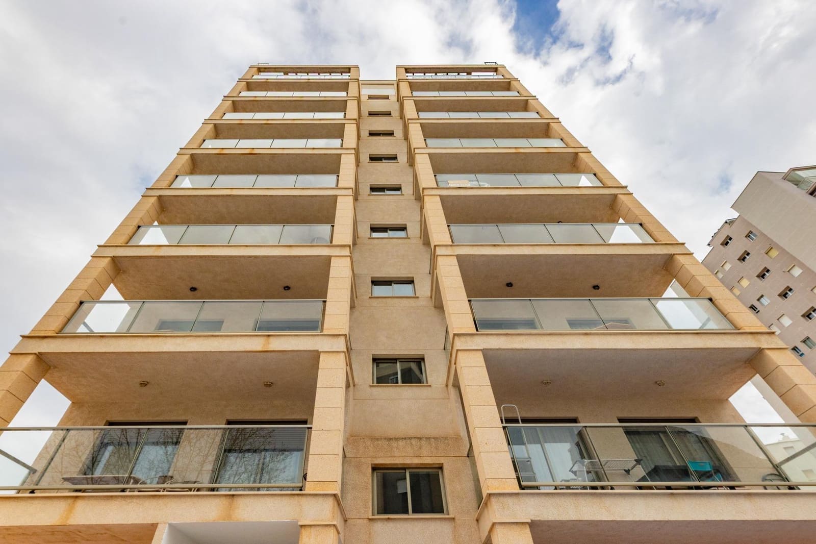 1 quarto Apartamento para arrendar em Calpe / Calp com piscina garagem - 1 250 € (Ref: 9816052)