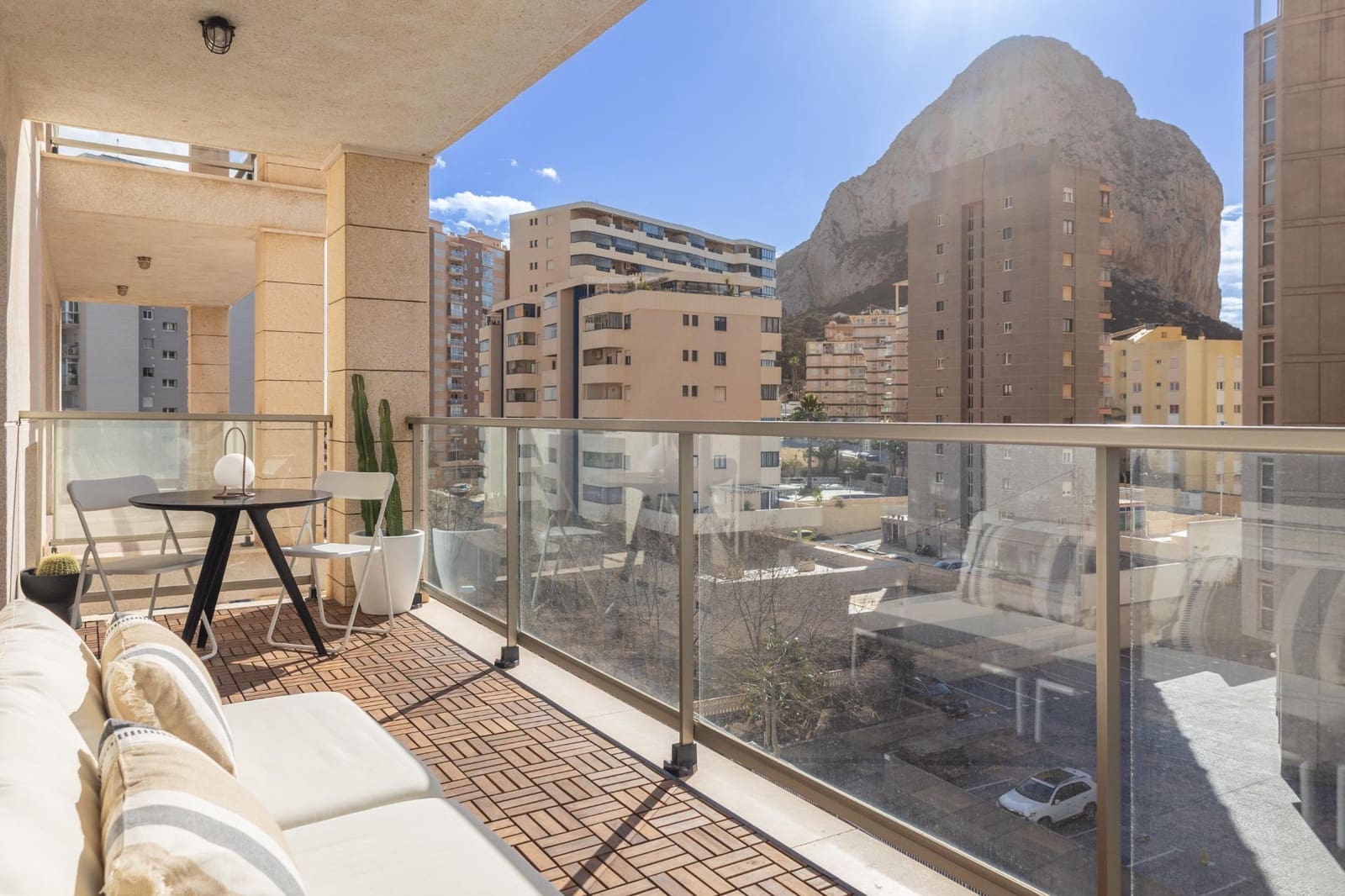 1 soveværelse Lejlighed til leje i Calpe / Calp med swimmingpool garage - € 1.190 (Ref: 9816052)