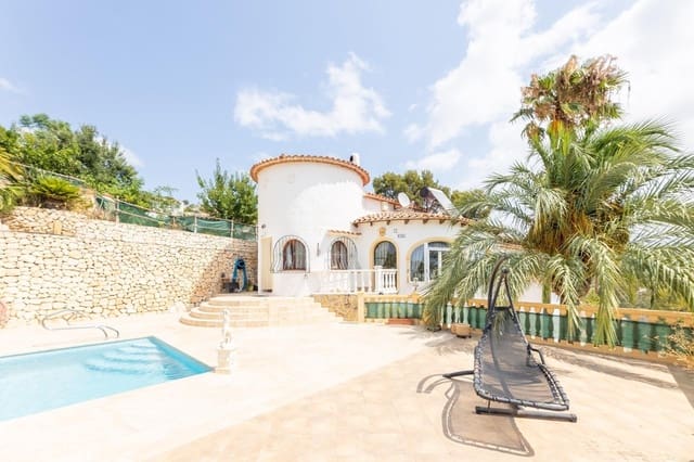4 soveværelse Villa til salg i Moraira, Teulada-Moraira med swimmingpool garage - € 740.000 (Ref: 9820420)