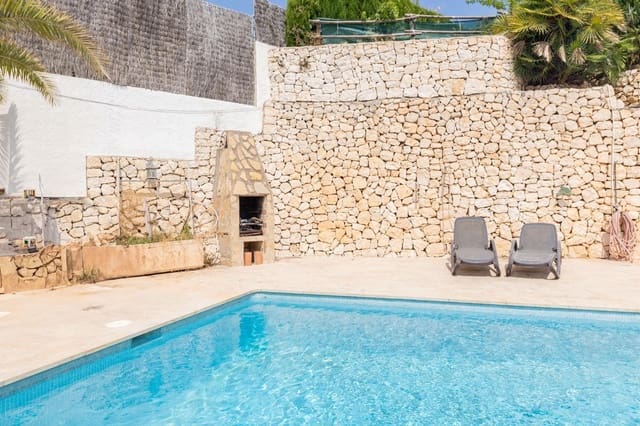 4 soveværelse Villa til salg i Moraira, Teulada-Moraira med swimmingpool garage - € 740.000 (Ref: 9820420)