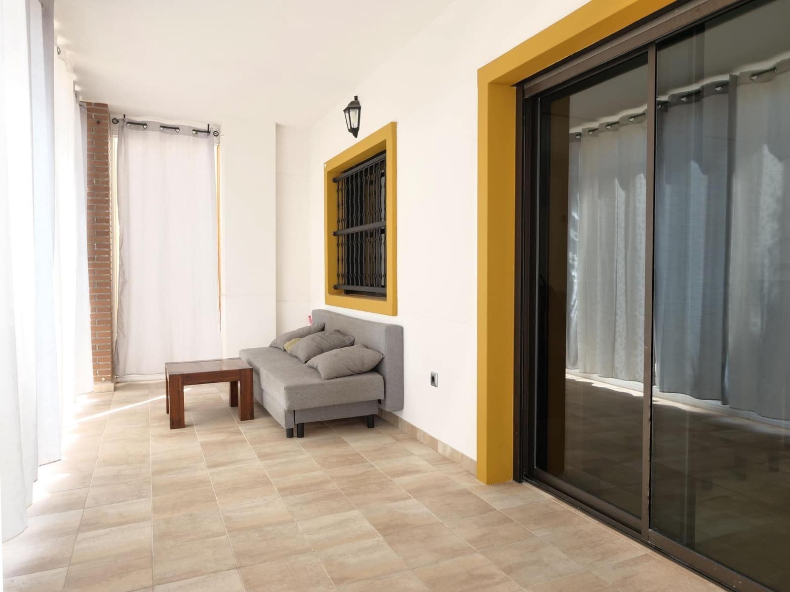 2 chambre Appartement à vendre à Guardamar del Segura avec piscine garage - 310 000 € (Ref: 9831762)