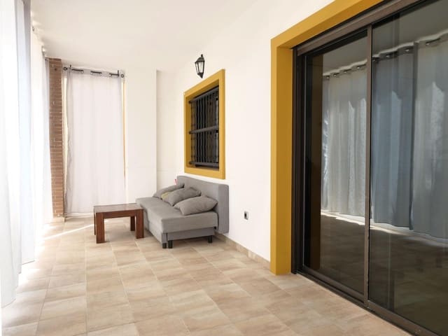 2 chambre Appartement à vendre à Los Secanos, Guardamar del Segura avec piscine garage - 310 000 € (Ref: 9831762)