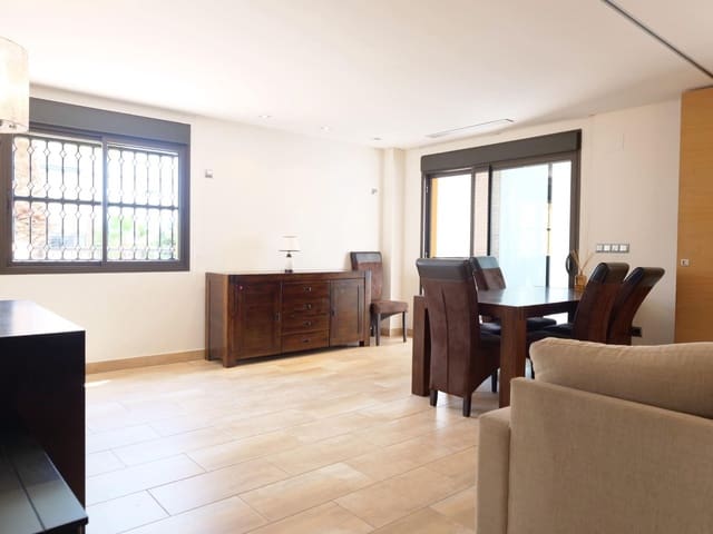 2 chambre Appartement à vendre à Los Secanos, Guardamar del Segura avec piscine garage - 310 000 € (Ref: 9831762)
