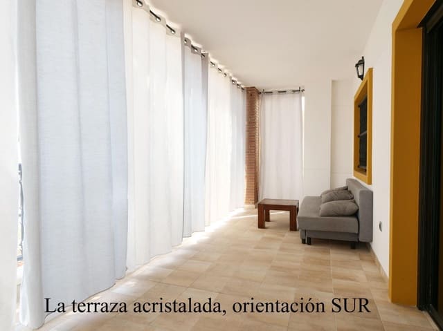 2 chambre Appartement à vendre à Los Secanos, Guardamar del Segura avec piscine garage - 310 000 € (Ref: 9831762)