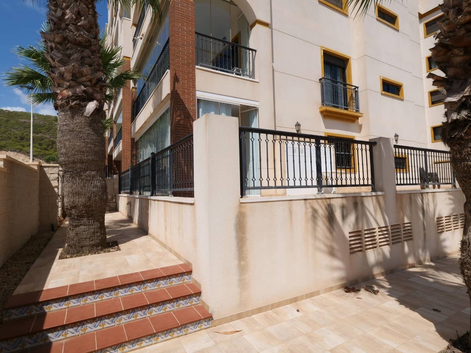 2 chambre Appartement à vendre à Guardamar del Segura avec piscine garage - 310 000 € (Ref: 9831762)
