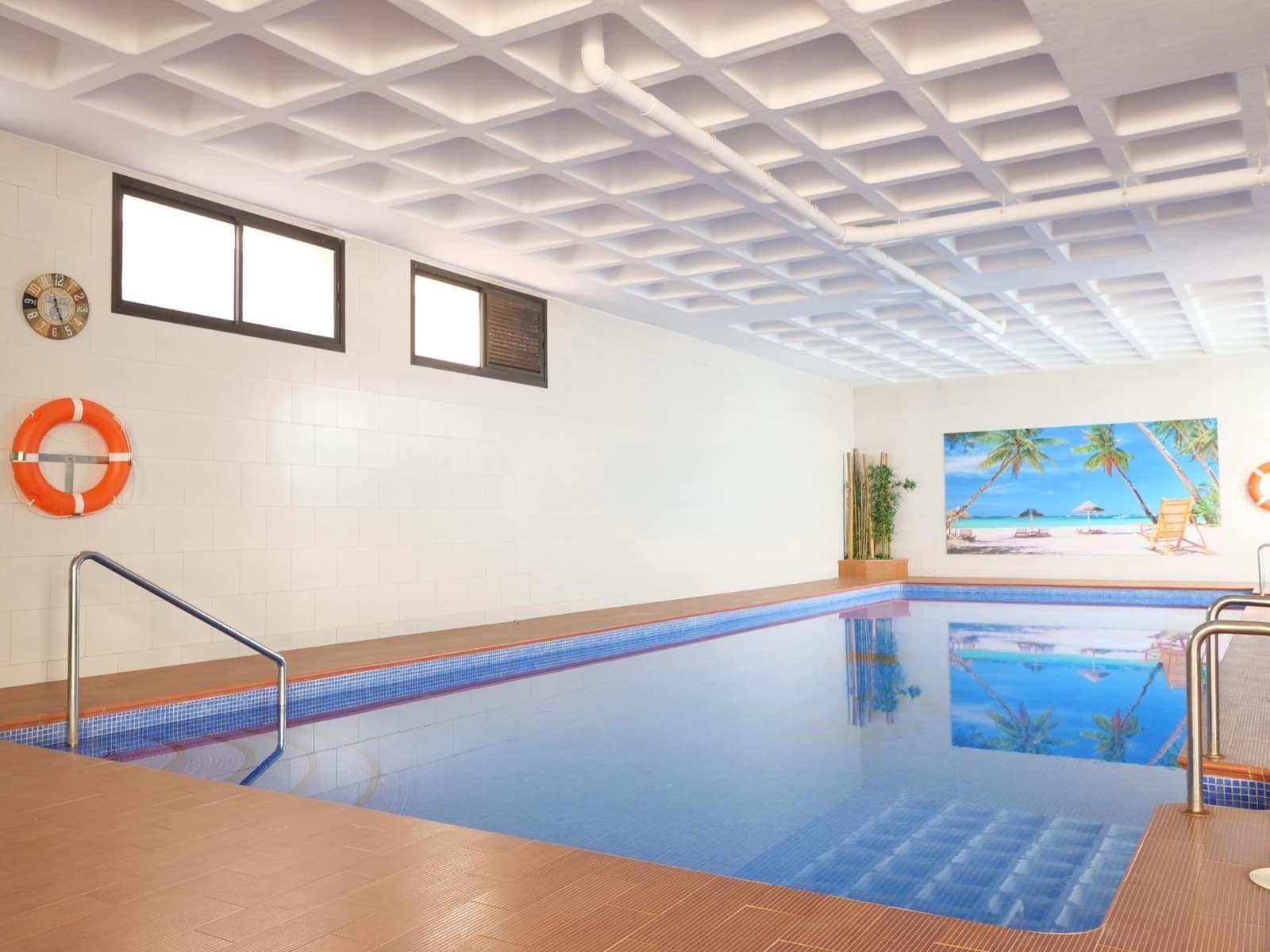 2 chambre Appartement à vendre à Guardamar del Segura avec piscine garage - 310 000 € (Ref: 9831762)