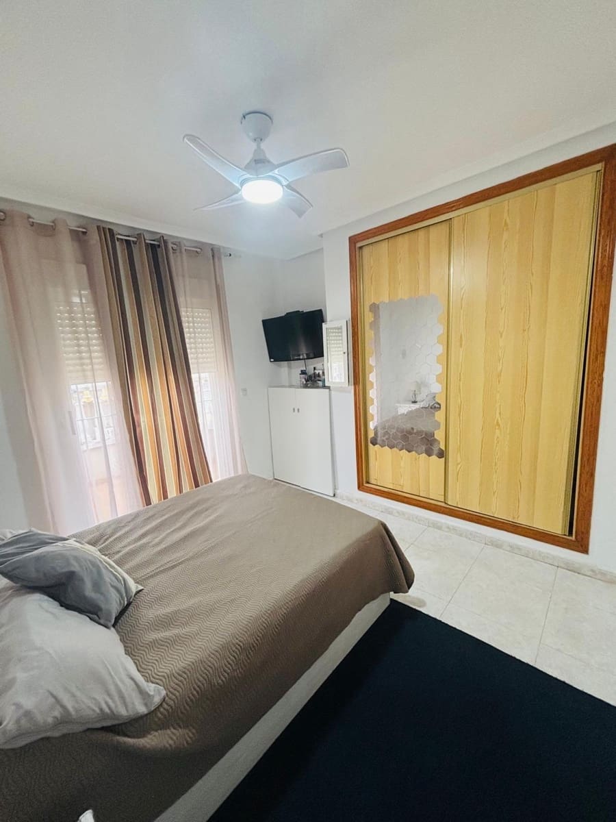 3 bedroom Terraced Villa for sale in Aguas Nuevas with pool garage - € 185,000 (Ref: 9839618)
