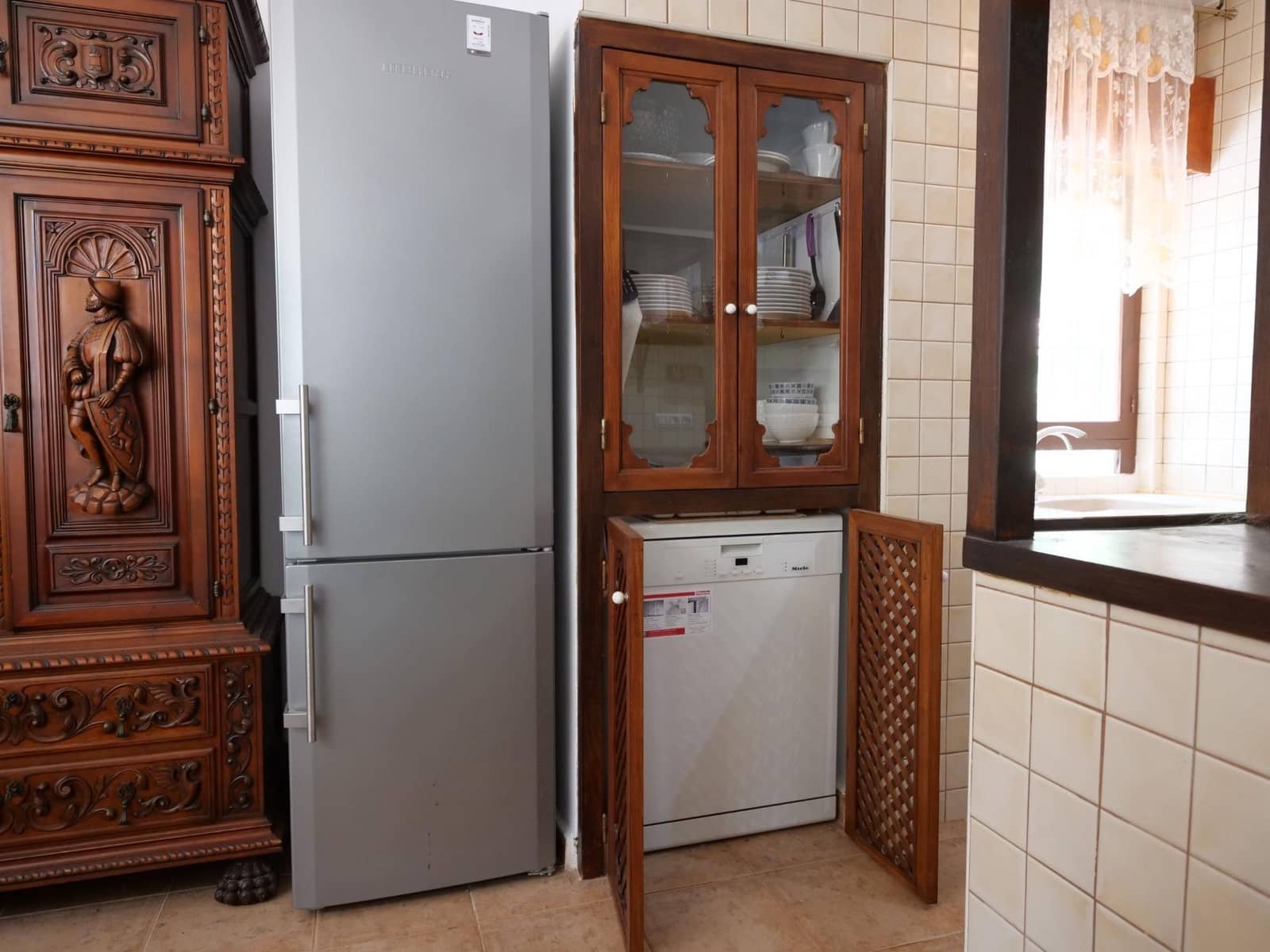 6 Zimmer Villa zu verkaufen in Los Balcones mit Pool Garage - 499.000 € (Ref: 9846657)