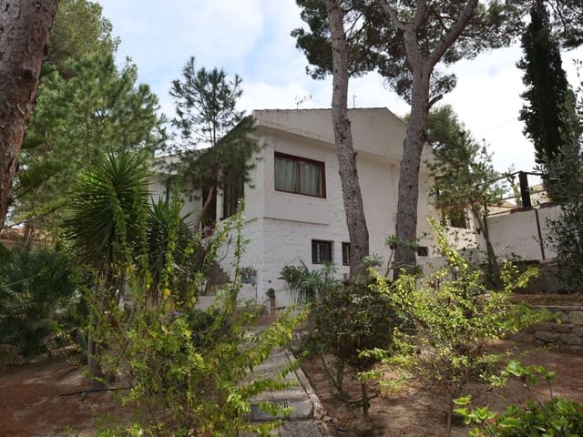 6 Zimmer Villa zu verkaufen in Los Balcones mit Pool Garage - 499.000 € (Ref: 9846657)