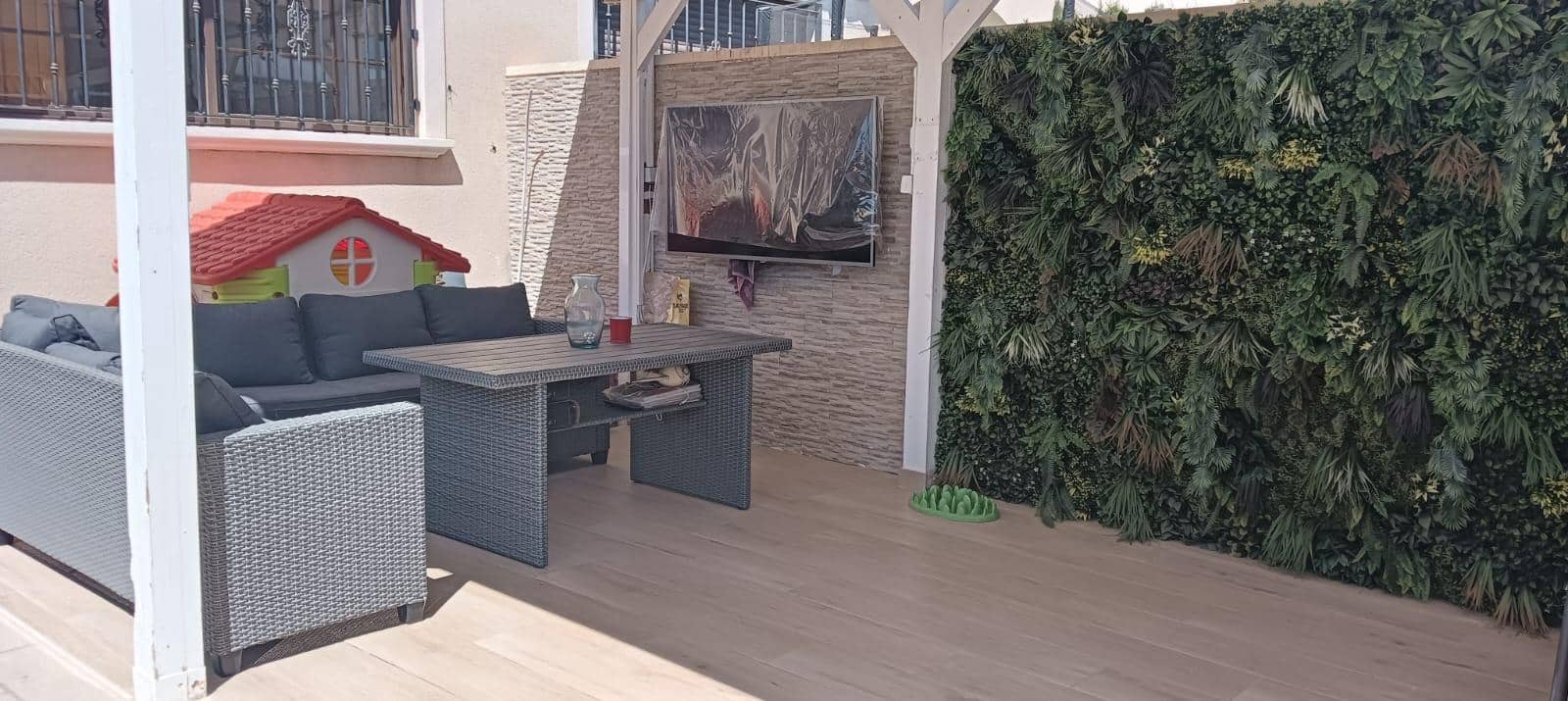 Adosado de 4 habitaciones en Aguas Nuevas en venta con piscina - 319.990 € (Ref: 9846658)