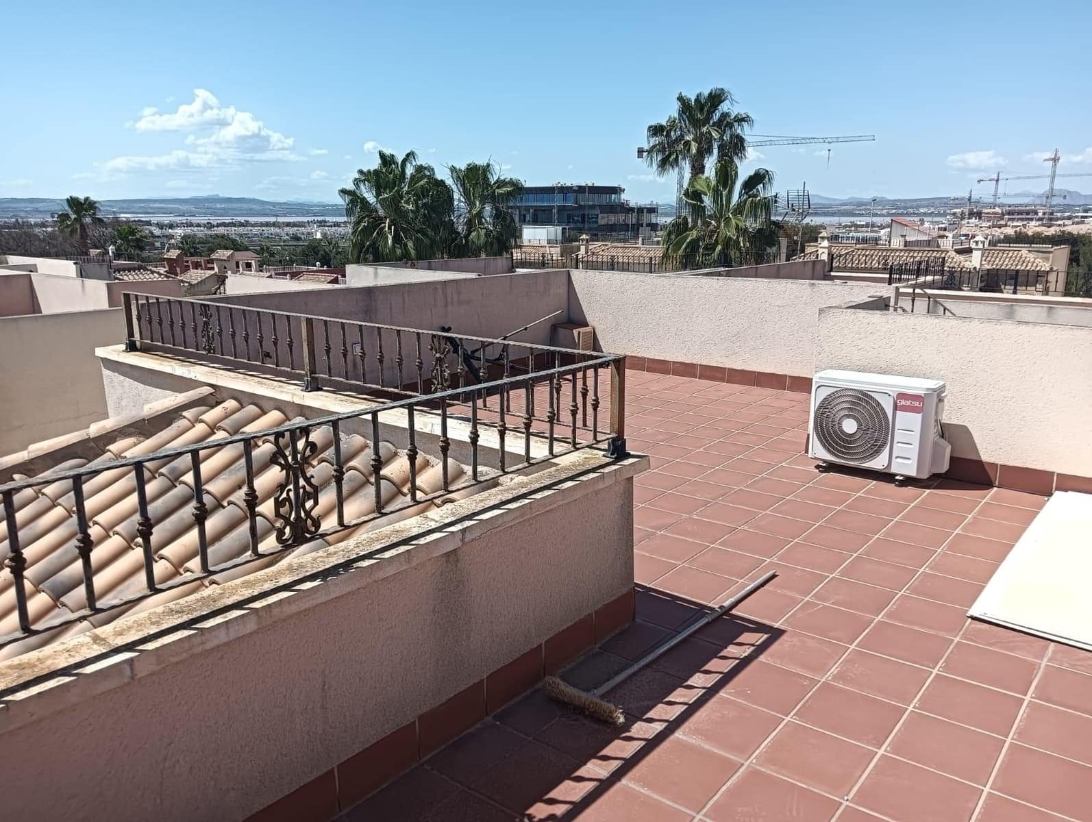 4 bedroom Terraced Villa for sale in Aguas Nuevas with pool - € 317,990 (Ref: 9846658)
