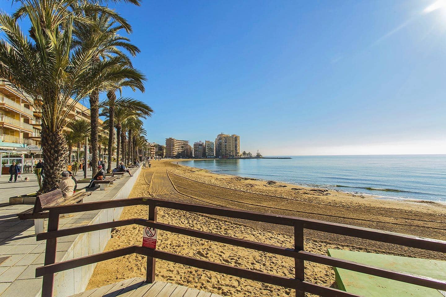 3 bedroom Apartment for sale in Torrevieja - € 200,000 (Ref: 9851970)