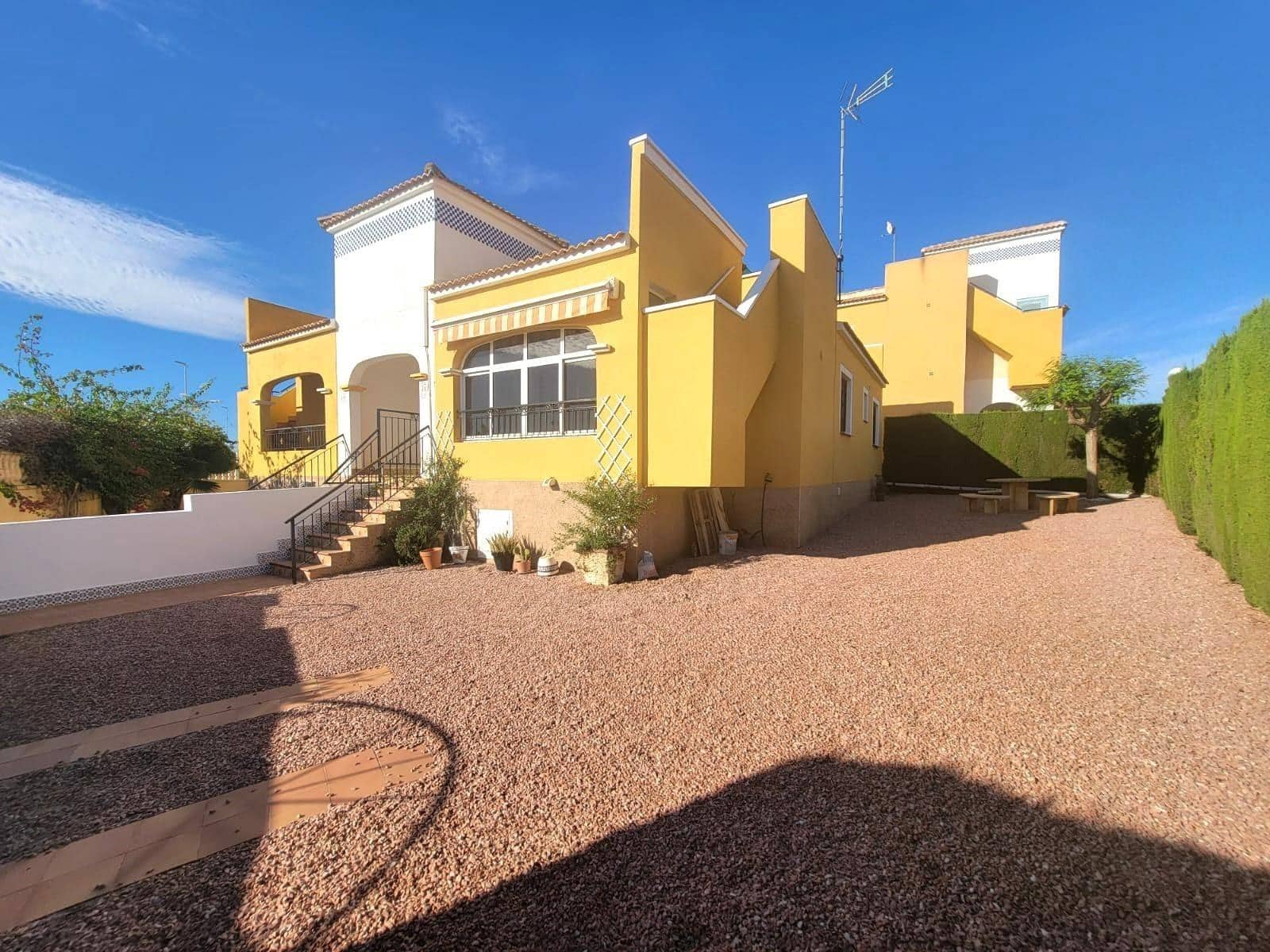 3 sovrum Radhus till salu i Los Montesinos med pool - 205 000 € (Ref: 9851971)