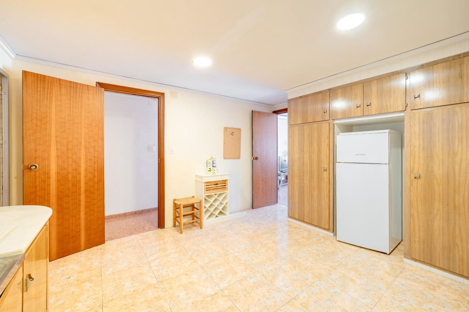 5 sypialnia Mieszkanie na sprzedaż w Oliva - 170 000 € (Ref: 9858144)