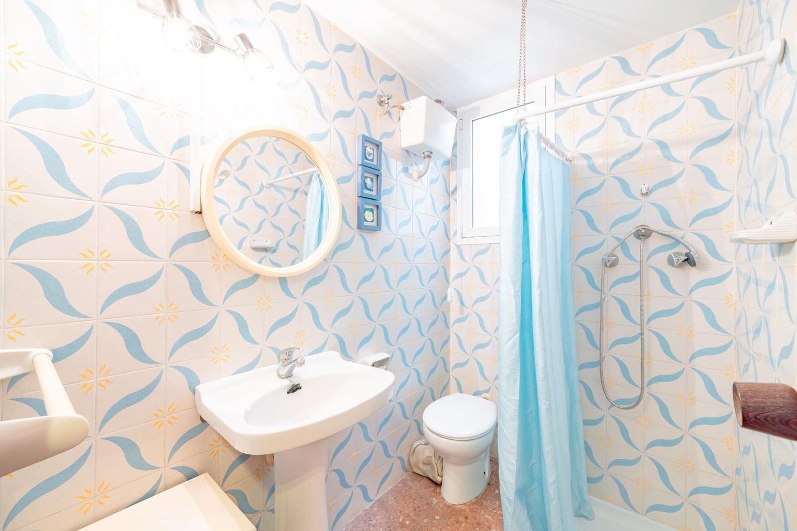 5 sypialnia Mieszkanie na sprzedaż w Oliva - 170 000 € (Ref: 9858144)