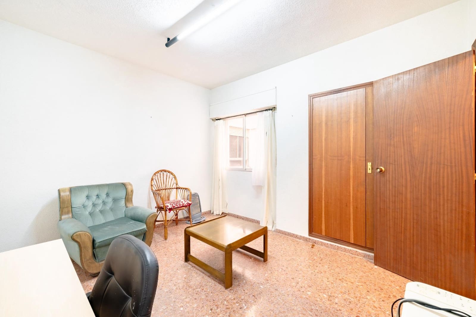 5 sypialnia Mieszkanie na sprzedaż w Oliva - 170 000 € (Ref: 9858144)