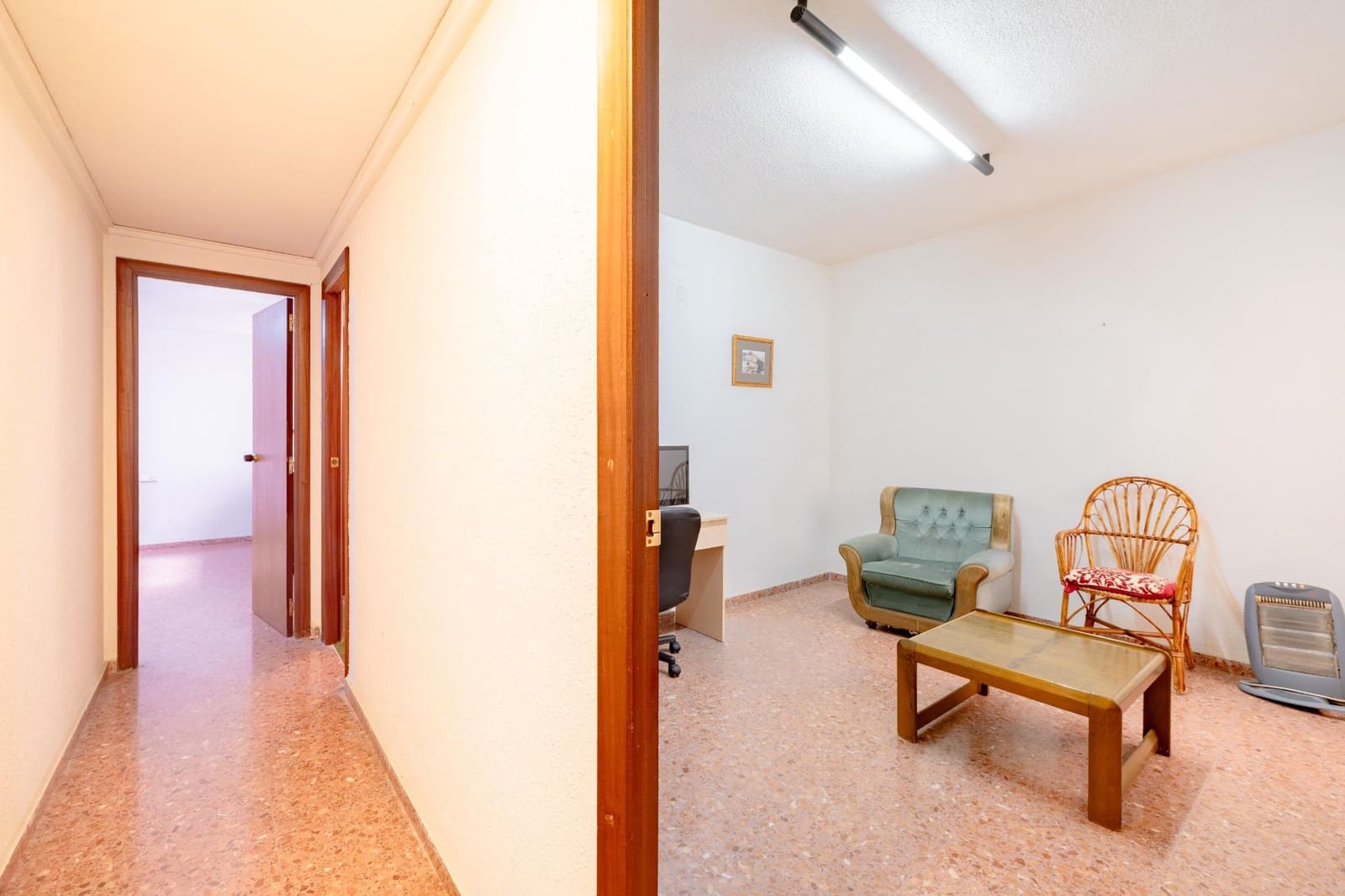 5 sypialnia Mieszkanie na sprzedaż w Oliva - 170 000 € (Ref: 9858144)