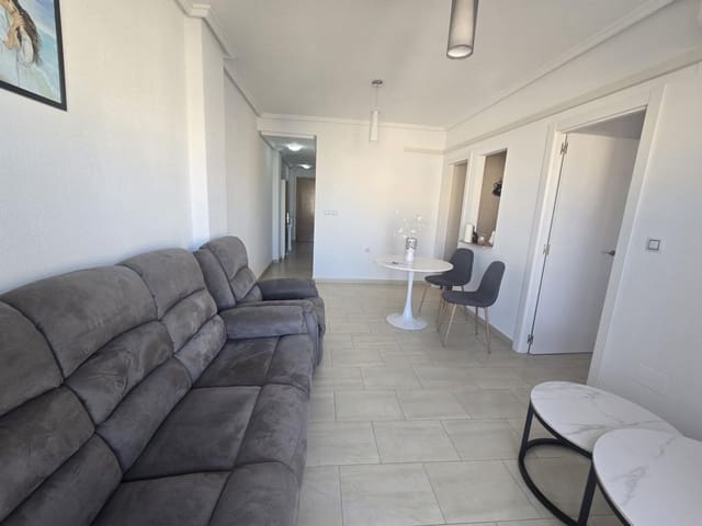 2 makuuhuone Huoneisto myytävänä paikassa Centro, Torrevieja - 149 900 € (Ref: 9860306)