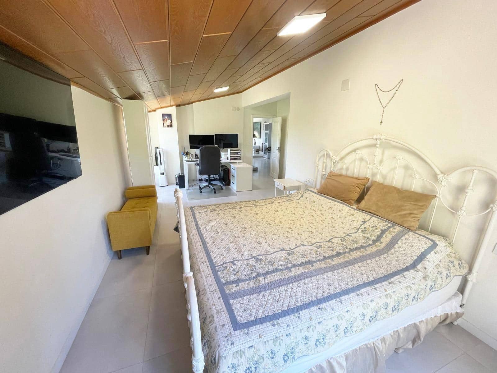 9 sovrum Villa till salu i Torrent med pool garage - 885 000 € (Ref: 9860307)