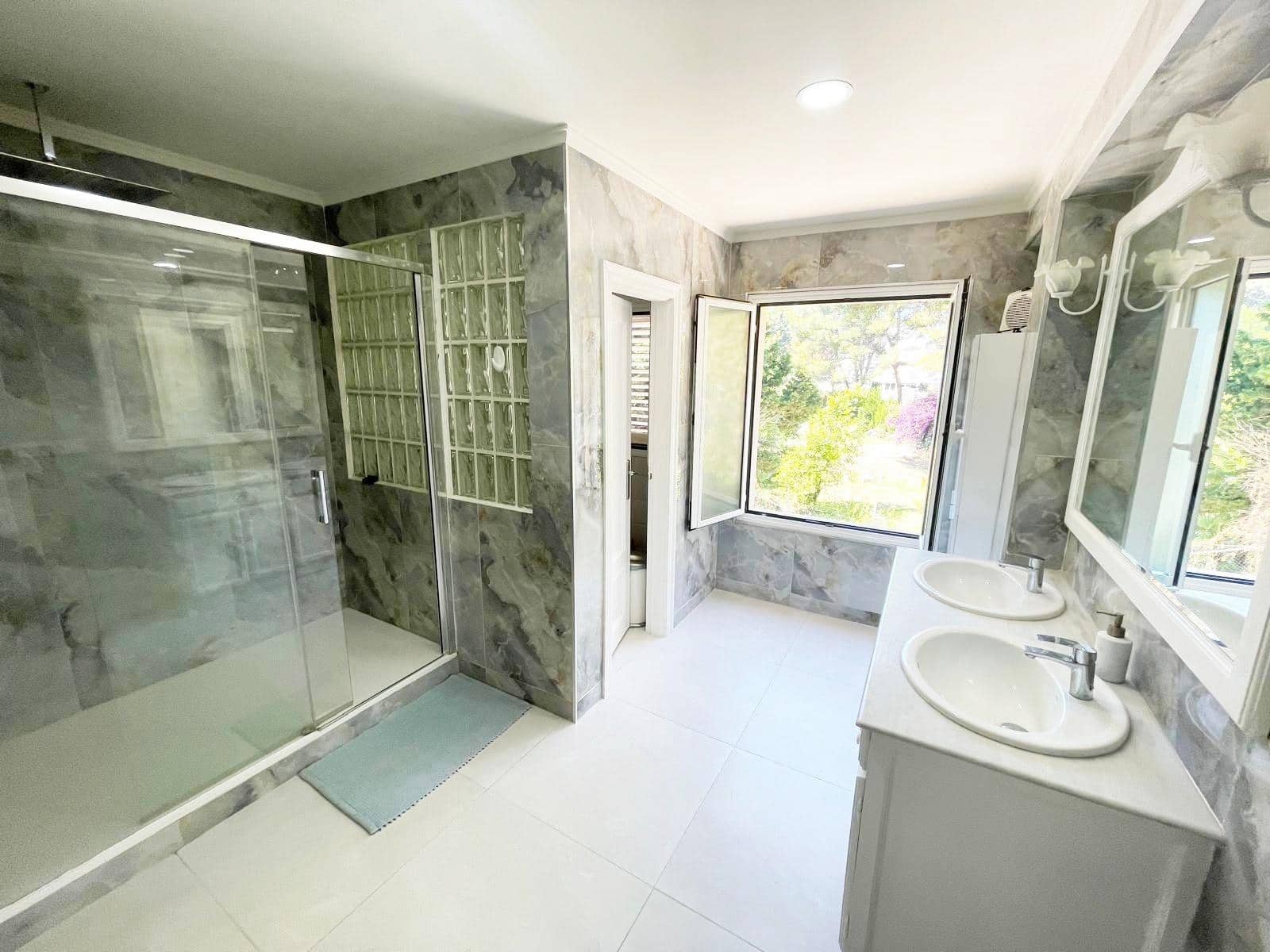 9 bedroom Villa for sale in Torrent with pool garage - € 799,000 (Ref: 9860307)