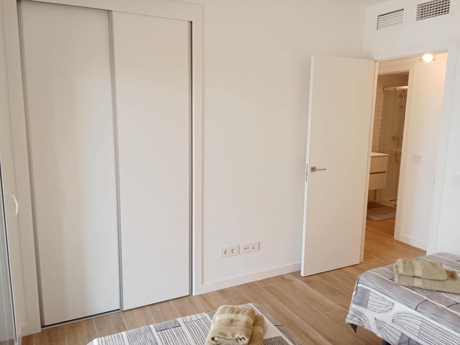 2 bedroom Apartment for sale in Punta Prima with pool - € 509,000 (Ref: 9862059)