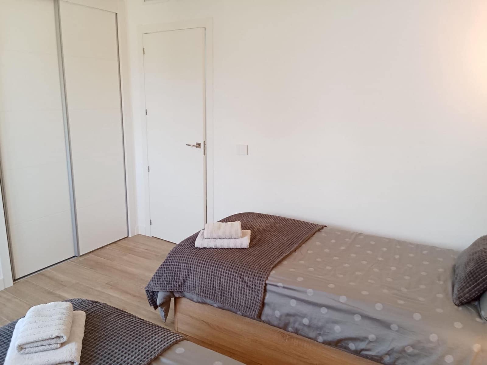 2 bedroom Apartment for sale in Punta Prima with pool - € 539,000 (Ref: 9862060)
