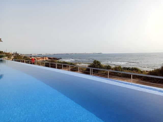 2 soverom Leilighet til salgs i Punta Prima, Torrevieja med svømmebasseng - € 539 000 (Ref: 9862060)